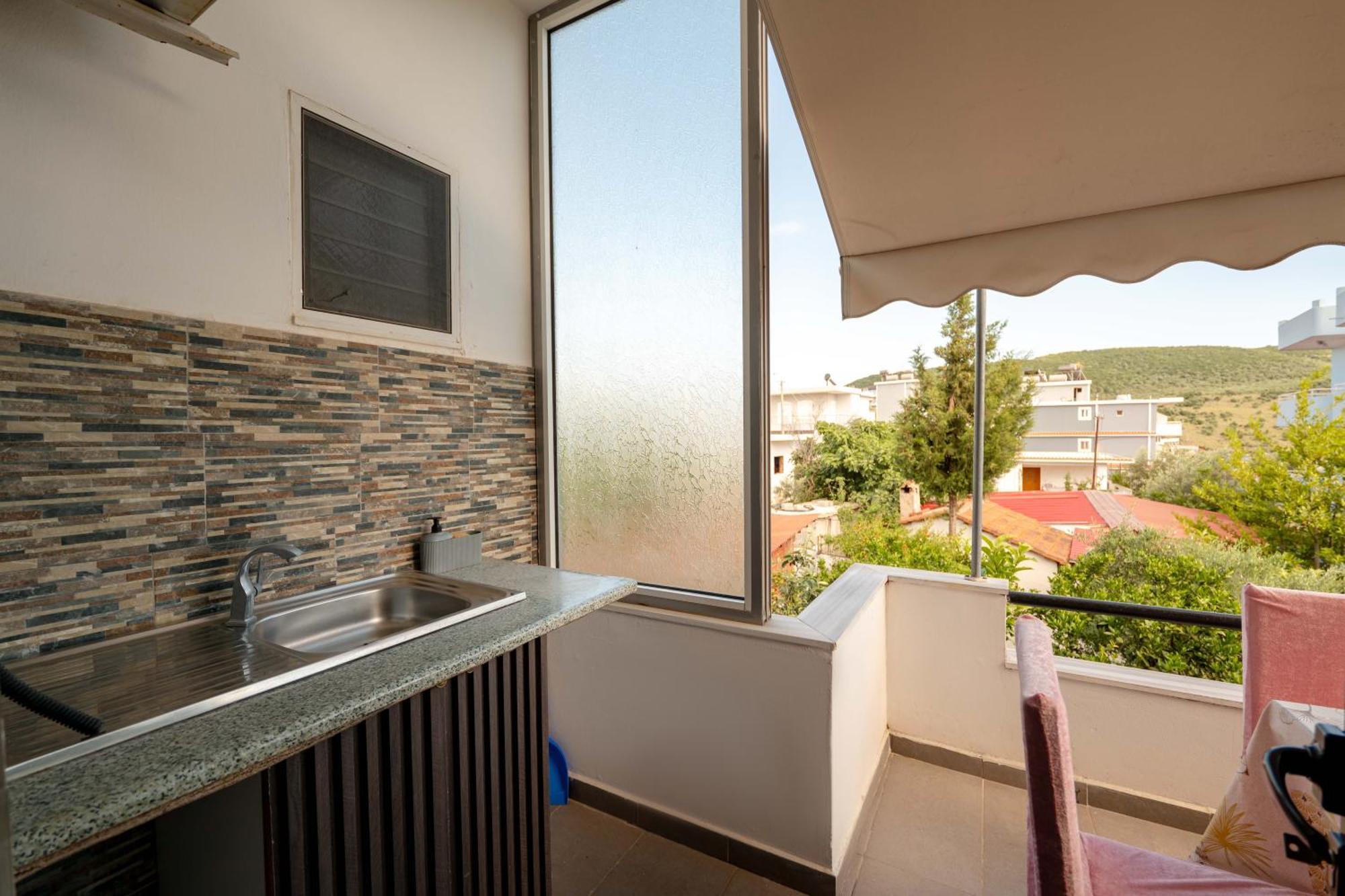 Flower Garden Appartement Ksamil