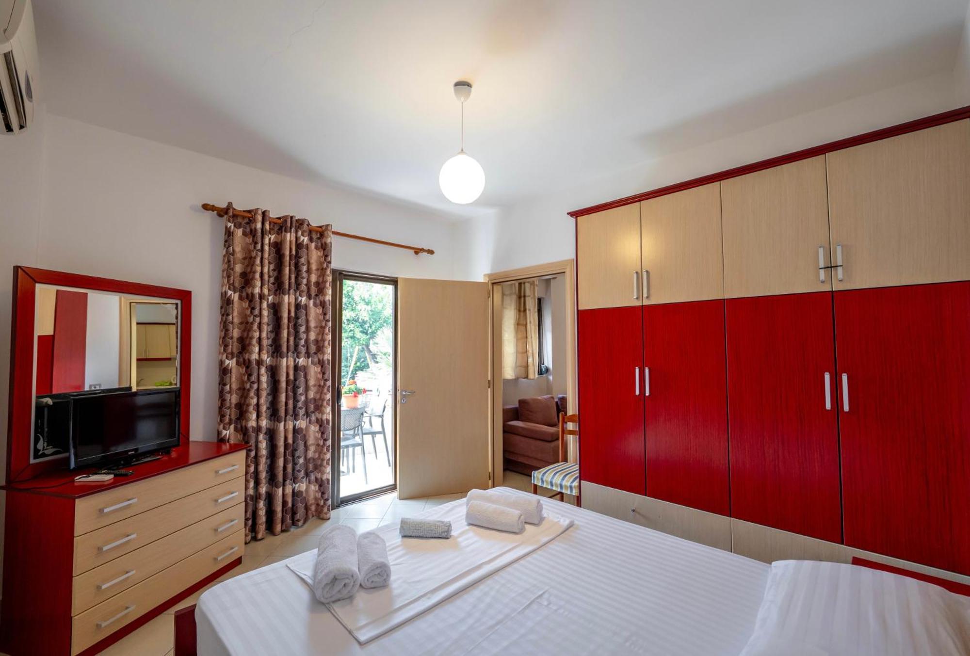 Flower Garden Appartement Ksamil